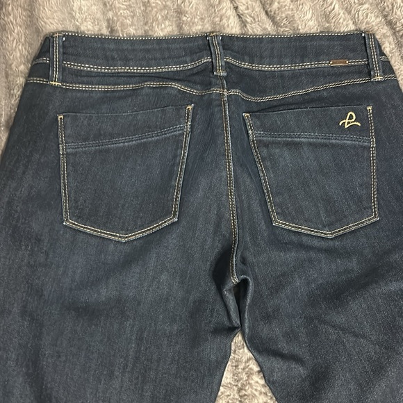 Dark wash jeans - Picture 4 of 5
